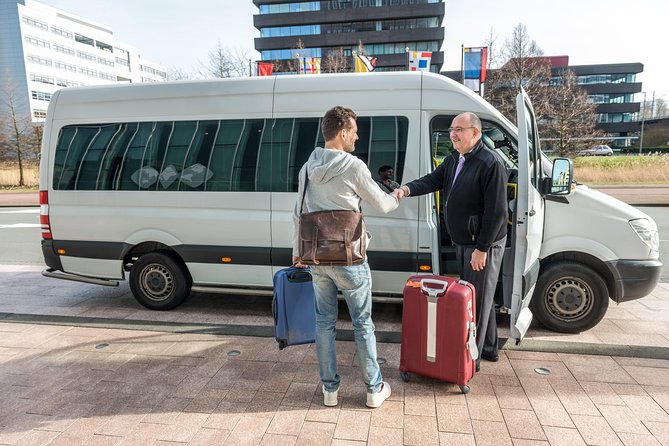 Prague Airport (PRG) Departure Transfer from Prague City - Luggage rules, waiting time, and avoiding extra charges
