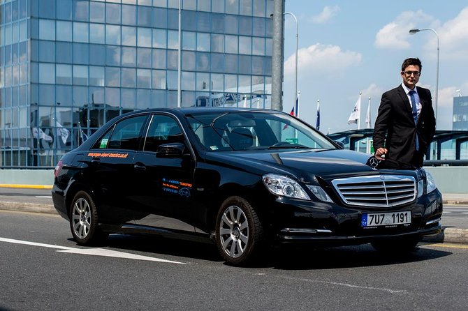 Prague Airport Shared Departure Transfer - The service style: what you should expect from the driver