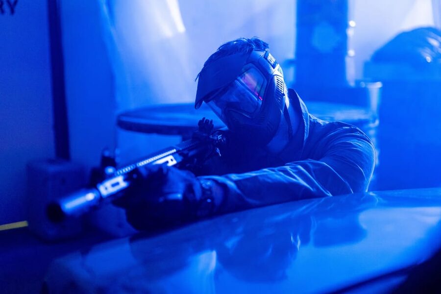 PRAGUE AIRSOFT SHOOTING GAMES - Two venue options: Prague 11 indoor range or Benešov forest outdoor arena