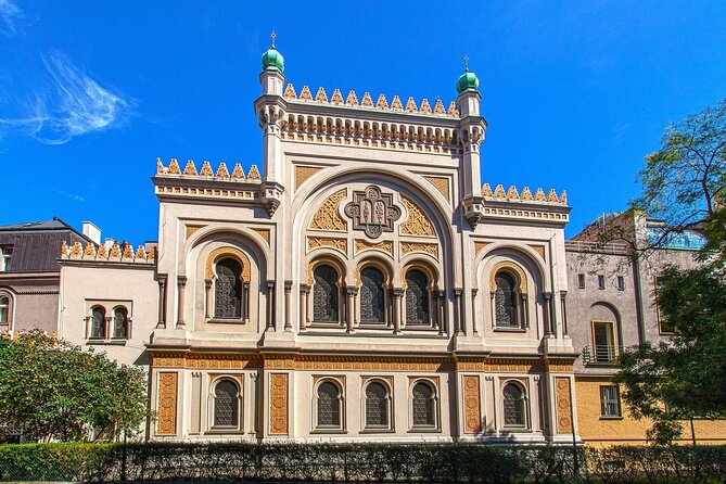 Prague All-Inclusive Pass: 30+ Activities including Prague Castle - Jewish Quarter and Old Town walking tours: history, plus the view of what you might miss