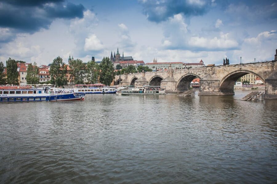 Prague: An unforgettable 2-hour cruise on the Vltava River. - Charles Bridge and Prague Castle, but with realistic expectations