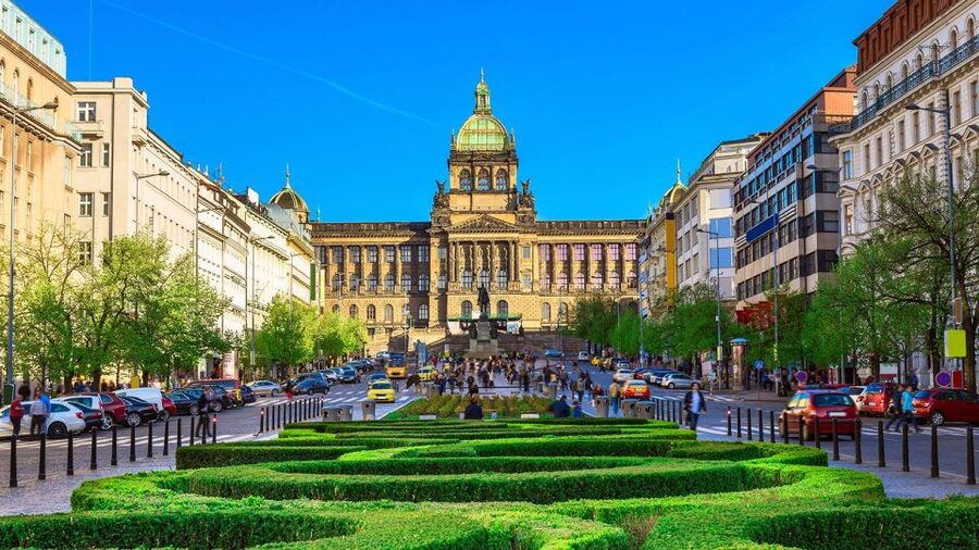 Prague Audioguide - TravelMate app for your smartphone - Why the No-Ticket, No-Group Format Feels So Much Easier