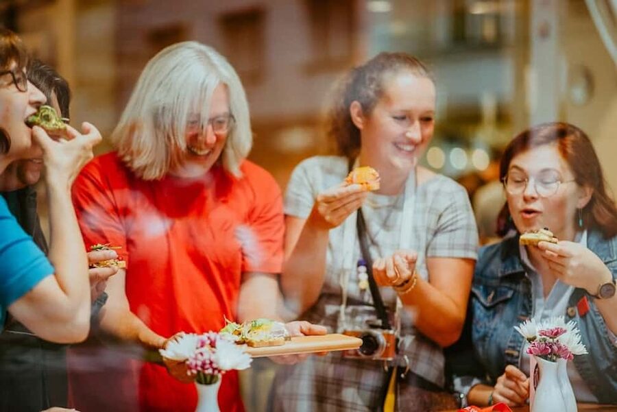 Prague: Award-Winning Old Town Food Tour with Four Drinks - Early Czech classics with lager or homemade lemonade