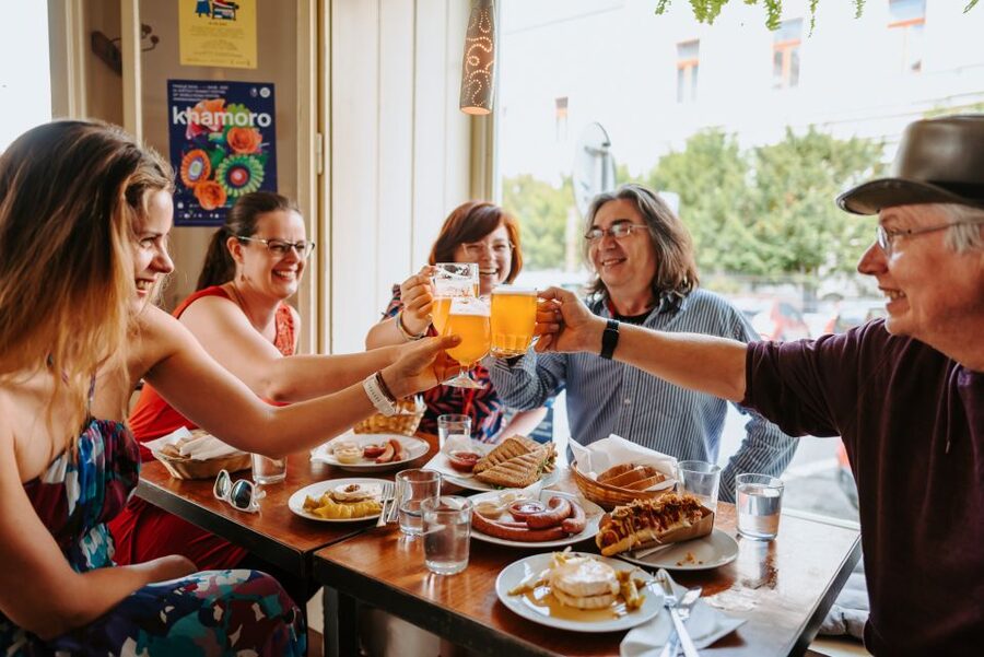 Prague: Award-Winning Old Town Food Tour with Four Drinks - Coffee and a dessert finale locals actually recognize