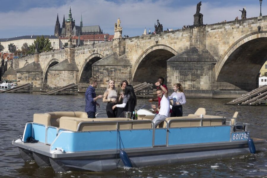 Prague: Beer Boat Tour - Why this Prague beer boat feels better than a bar hop