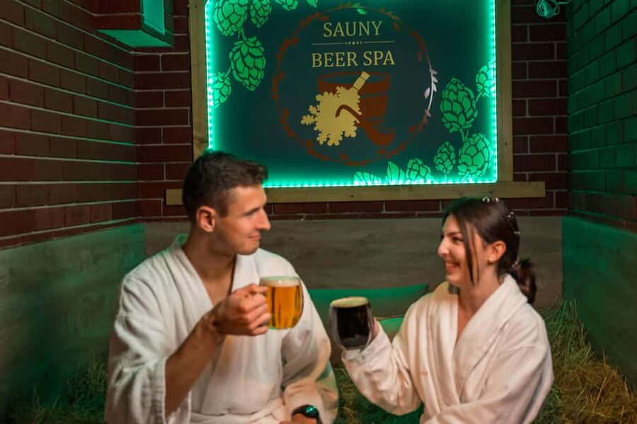 Prague: Beer Spa Experience with Unlimited Beer and Sauna - One Hour in a Private Room: Your Relaxation Circuit