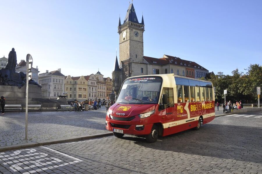 Prague: Big Bus Hop-on Hop-off, Castle Tour and River Cruise - Old Town quick hits: Astronomical Clock area and Charles Bridge views