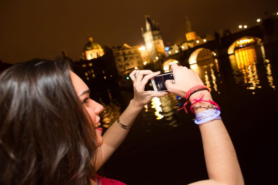 Prague: Boat Party with Unlimited Drinks & After Party Entry - Booking the right drink option before you pay