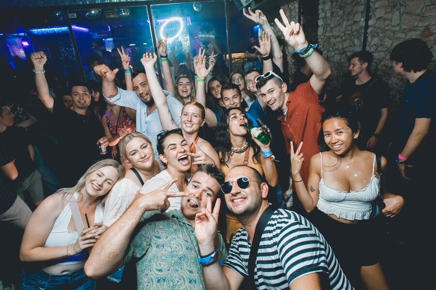Prague: Boat Party with Unlimited Drinks & After Party Entry - Kampa Island: the calmer pocket that balances the party energy