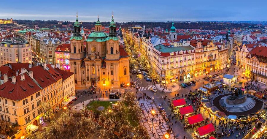Prague by Car - Charles Bridge: easier strolling with comfort and drinks