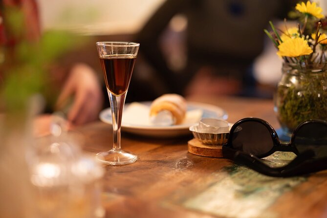 Prague by Night: Drinks & Food Tour with Eating Europe - Key highlights you can count on
