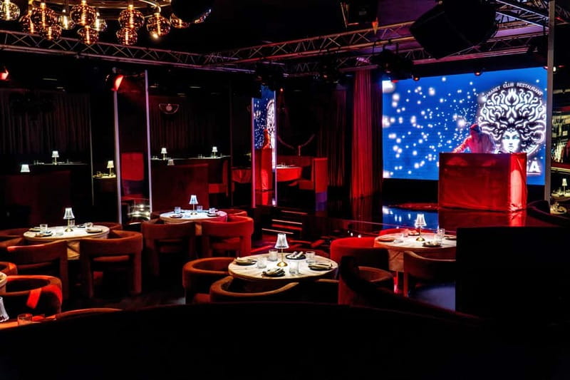 Prague: Cabaret Show at Medusa - Nightlife Prague - The best kind of person for Medusa cabaret