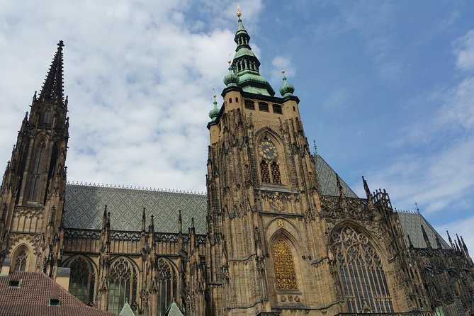 Prague Castle and Lobkowicz Palace entrance tickets - Should you book it? My decision checklist