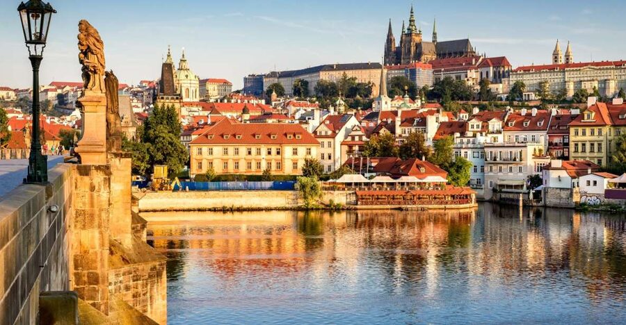 Prague Castle and St. Vitus Cathedral Private Walking Tour - The 3-hour and 5-hour add-on: St. George’s Basilica and the Golden Lane