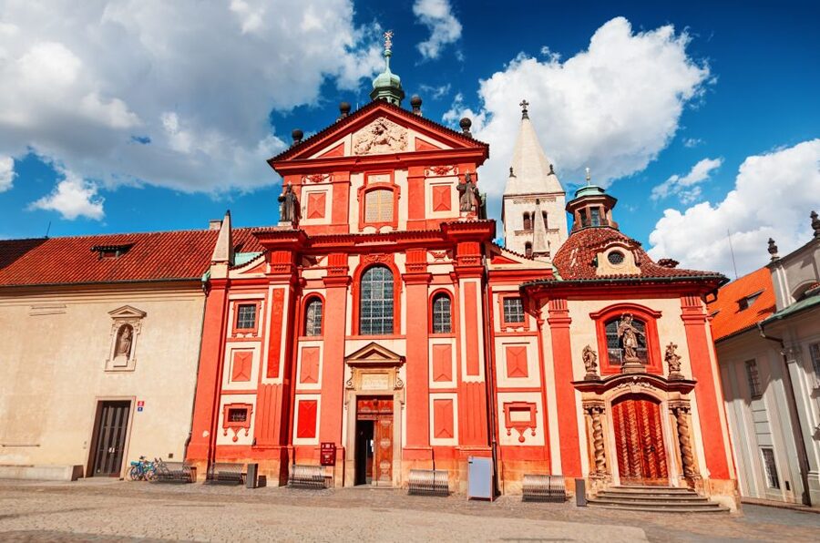 Prague Castle and St. Vitus Cathedral Private Walking Tour - Picking the right option: 2-hour vs 3-hour vs 5-hour