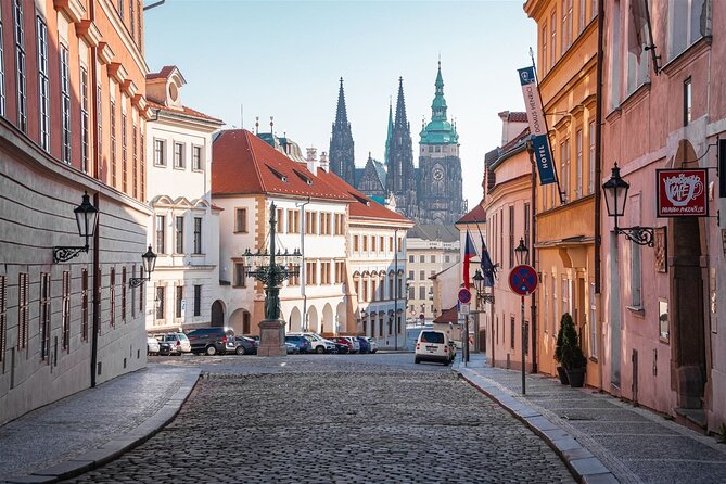 Prague Castle District Tour - Golden Lane in 15 Minutes: Quick, Picturesque, and Efficient