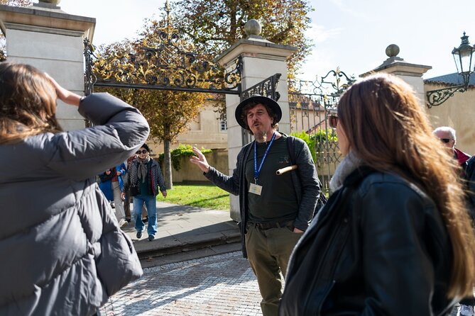 Prague: Castle Entry Ticket with Guide and River Cruise - Should you book this Prague Castle ticket with guide and Vltava cruise?