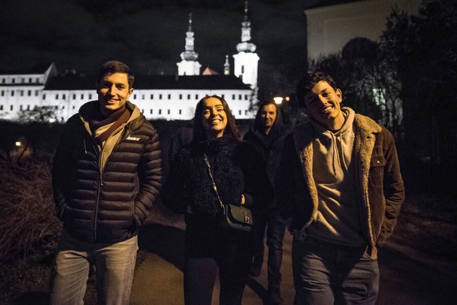 Prague: Castle Side Breweries & Pubs Guided Walking Tour - Who this tour is best for