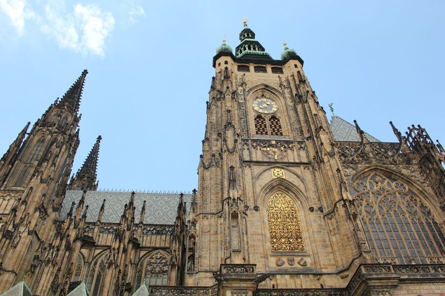 Prague Castle: Small-Group Tour with Visit to Interiors - St. Vitus Cathedral Interior Visit: Coronations and Close-Up Detail