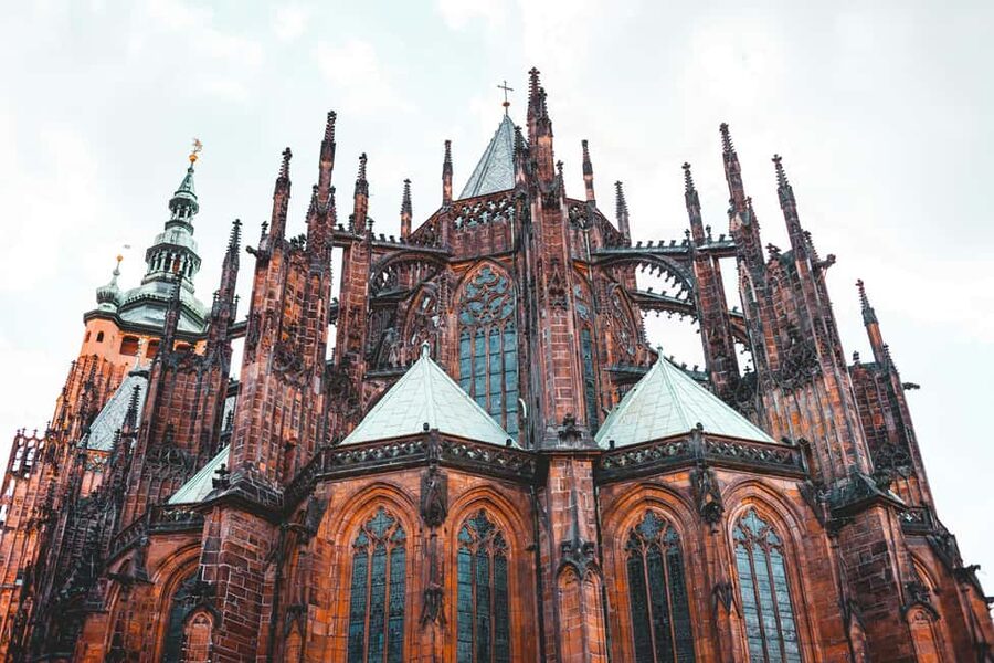 Prague Castle St. Vitus Cathedral, Royal Palace, St. George's Basilica - Key things to know before you go