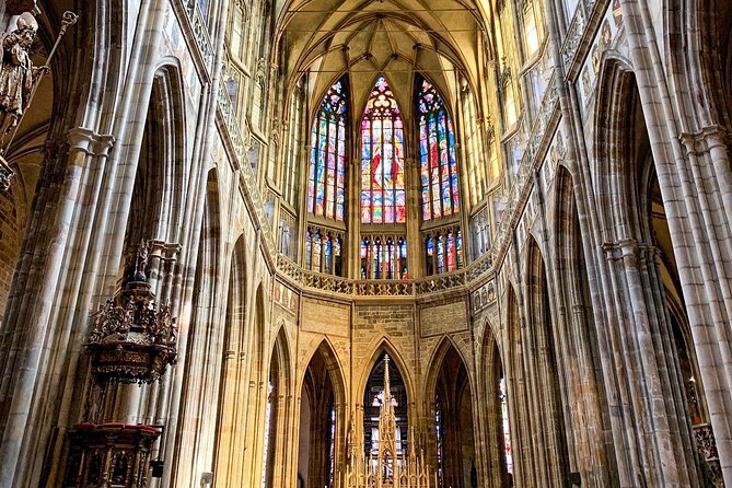 Prague Castle Walking Tour (Tip-based tour) - Third Castle Courtyard: the view, the president’s zone, and photo timing