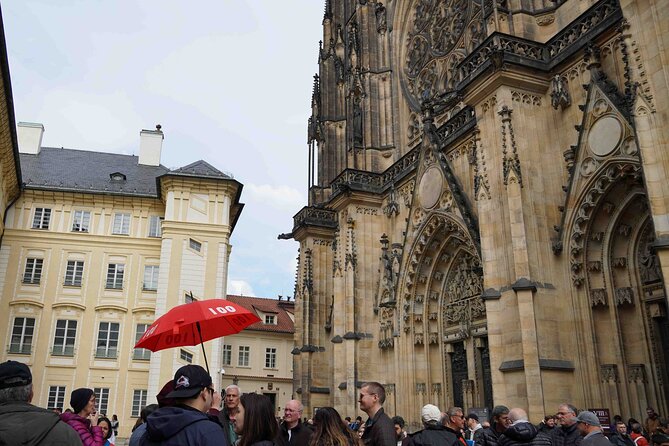Prague Castle Walking Tour (Tip-based tour) - Second Courtyard: foreign diplomats and Leopold’s Fountain