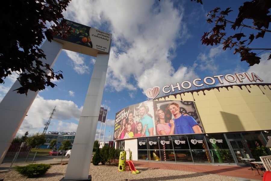 Prague: Chocotopia Chocolate Factory Tour Ticket + Workshop - The On-Site Shop and Café: Where the Factory Finds Come Home