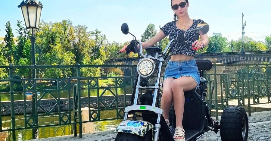 Prague: City Highlights Guided Electric Trike Tour - Rudolfinum and the Prague Giant Metronome: Landmarks With Personality