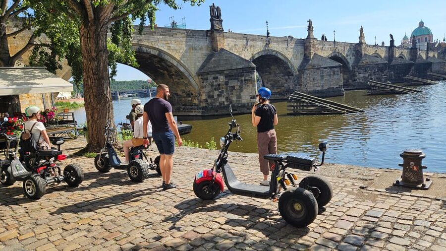 Prague: City Highlights Tour by Electric Trike - Key highlights worth planning around