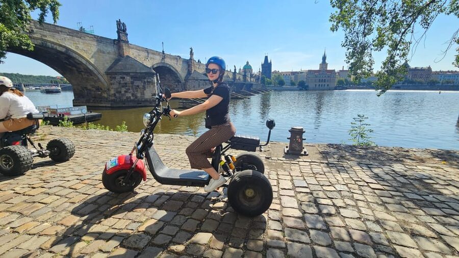 Prague: City Highlights Tour by Electric Trike - Charles Bridge, River Views, Devil’s Channel, and Kampa Island