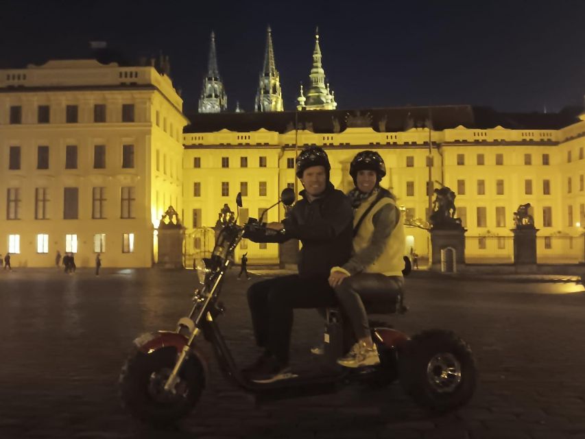 Prague City sightseeing in Night Trike Tour - Key highlights to look for