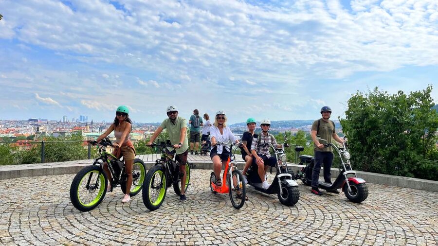 Prague: City Viewpoints Tour by Electric Fat Bike - Choosing your ride: ebike vs eScooter, and the trike option for kids