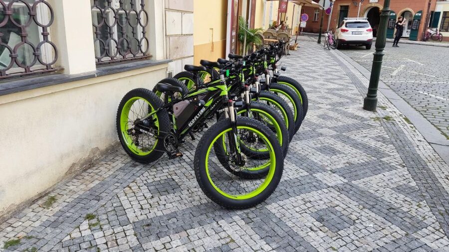Prague: City Viewpoints Tour by Electric Fat Bike - Starting at Euro Segway Prague, and what the first minutes feel like