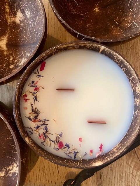 Prague: Coconut Candle Workshop - Choosing scents and building your custom fragrance blend