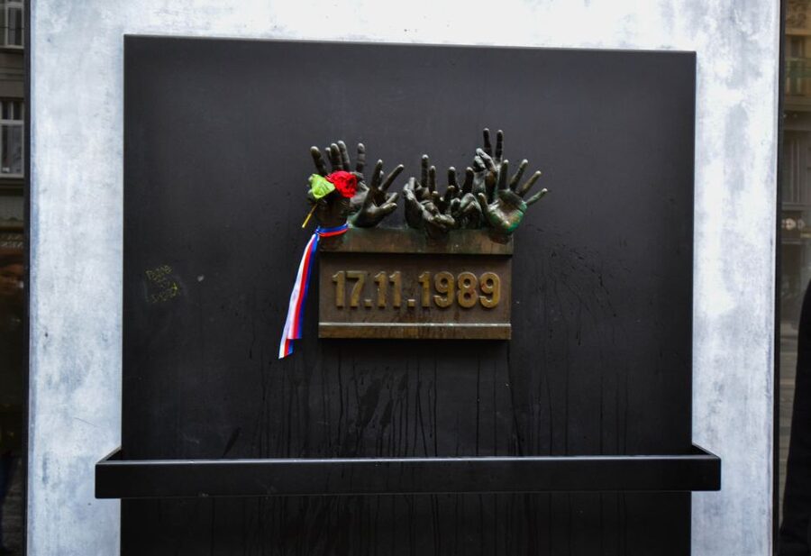 Prague: Communism History and Nuclear Bunker Guided Tour - How to Prepare So the Experience Feels Comfortable