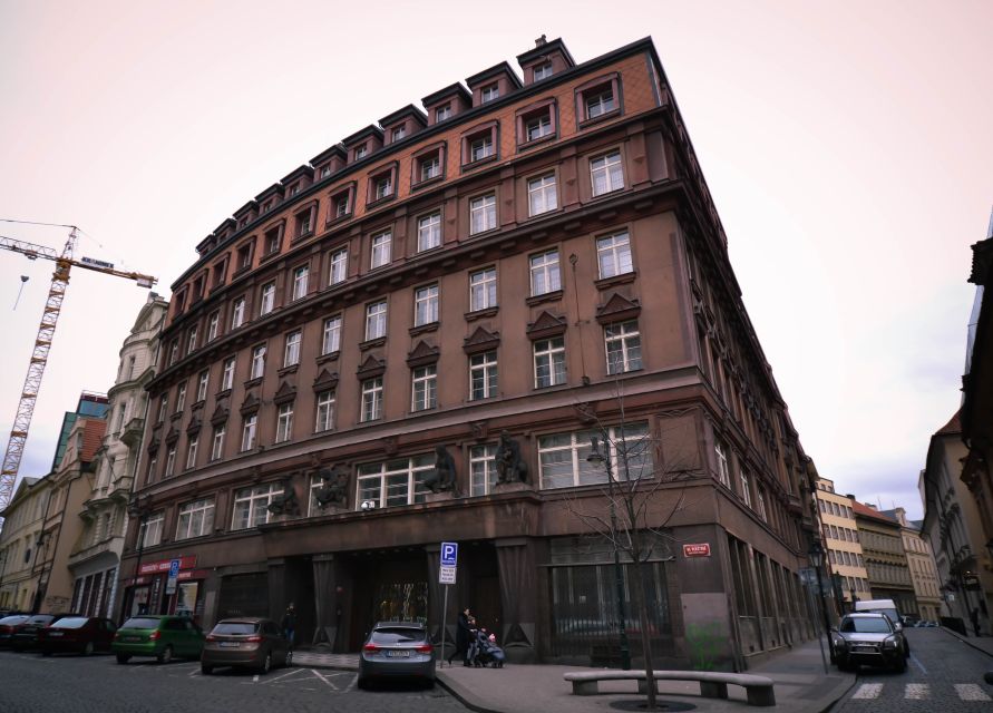 Prague: Communism History and Nuclear Bunker Guided Tour - Getting There Without Wasting Time: 150 Minutes, Tram Transfers, and No Toilets at Start