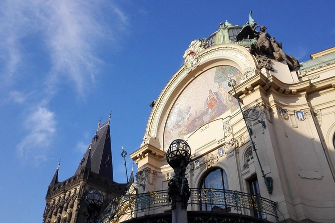 Prague Communism tour with visit of Communism museum - National Avenue and the Velvet Revolution Link