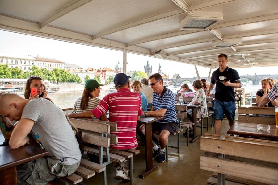 Prague Cruise: 1-Hour on the River Vltava - How the audio guide works in Czech, English, German, and Russian