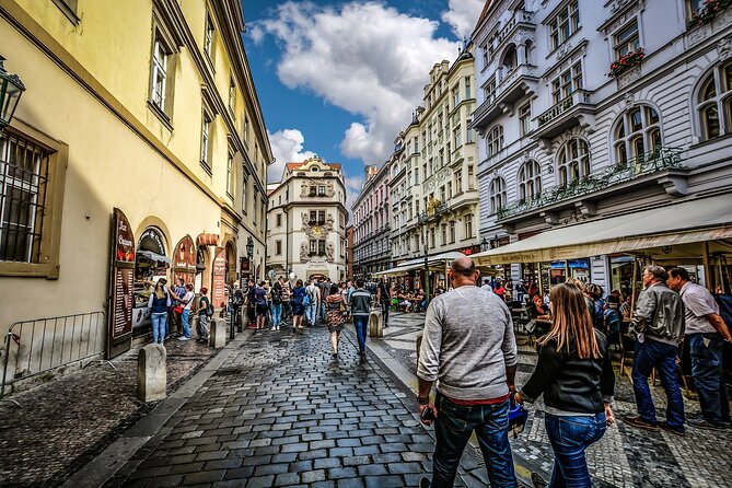 Prague DeLuxe Tour: Views, Hidden Gems, Tastings & River Cruise - Malá Strana and the Church of Our Lady Victorious: Infant Jesus of Prague