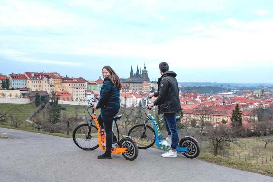 Prague: E-Bike/E-Scooter Viewpoint Tour - How the guide makes or breaks the ride