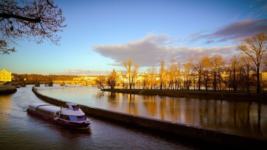Prague: Evening Vltava River Eco Cruise with Prosecco - Prosecco, bar snacks, Wi‑Fi, and onboard audio you can use on the go