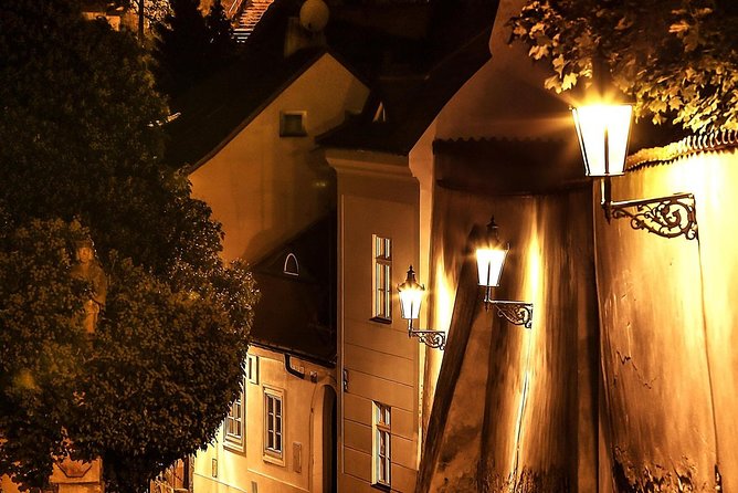 Prague Fairytale Tour: Old Town And Castle private tour - Stare Mesto (Old Town): Medieval Streets and Free-Time Flexibility
