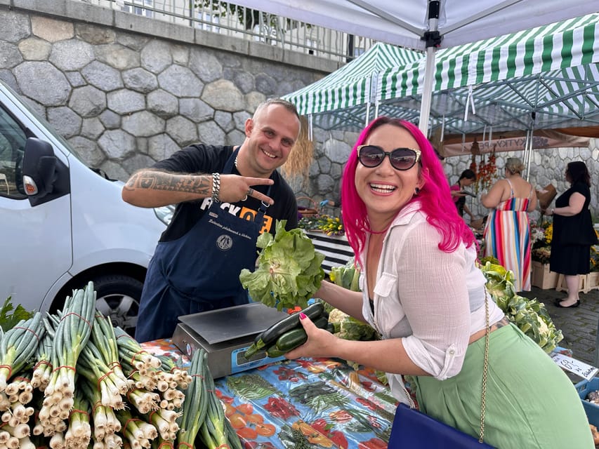 Prague: Farmers Market and Brunch Class with Celebrity Chef - Meeting Mariko: Palackého náměstí tram stop and river-side easy start