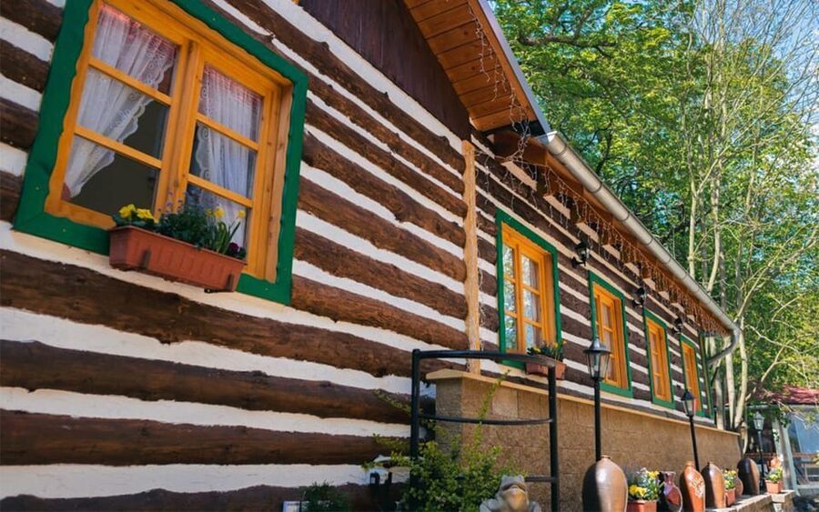 Prague: Folk Dancing Dinner Experience - Value check: is $125 worth 4 hours with food, drinks, and transport?