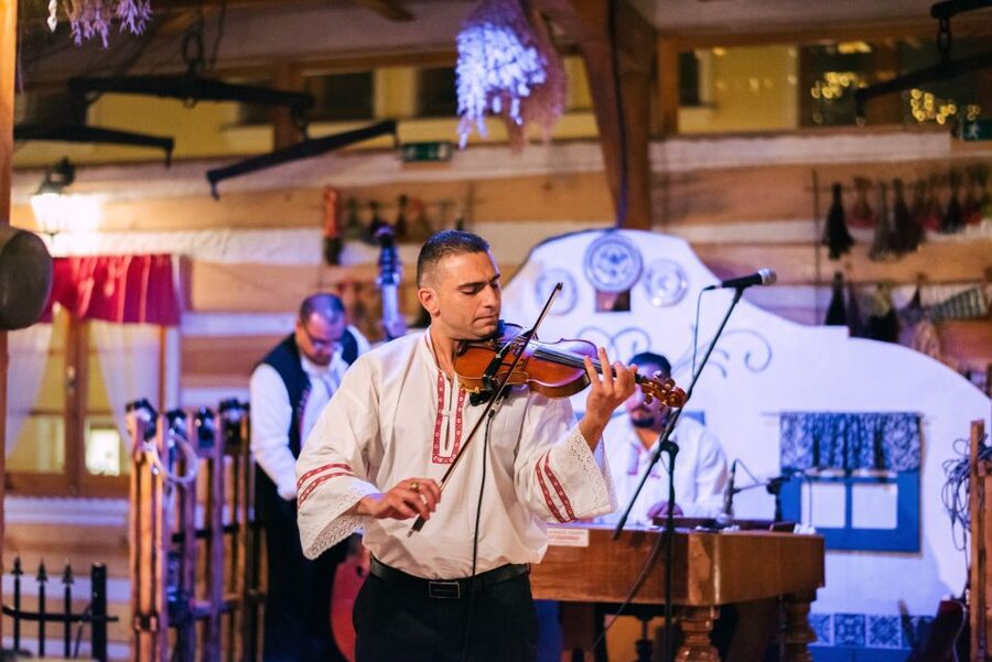 Prague: Folkloric Dinner Show with Unlimited Drinks - What you eat: 4 courses of classic Czech comfort