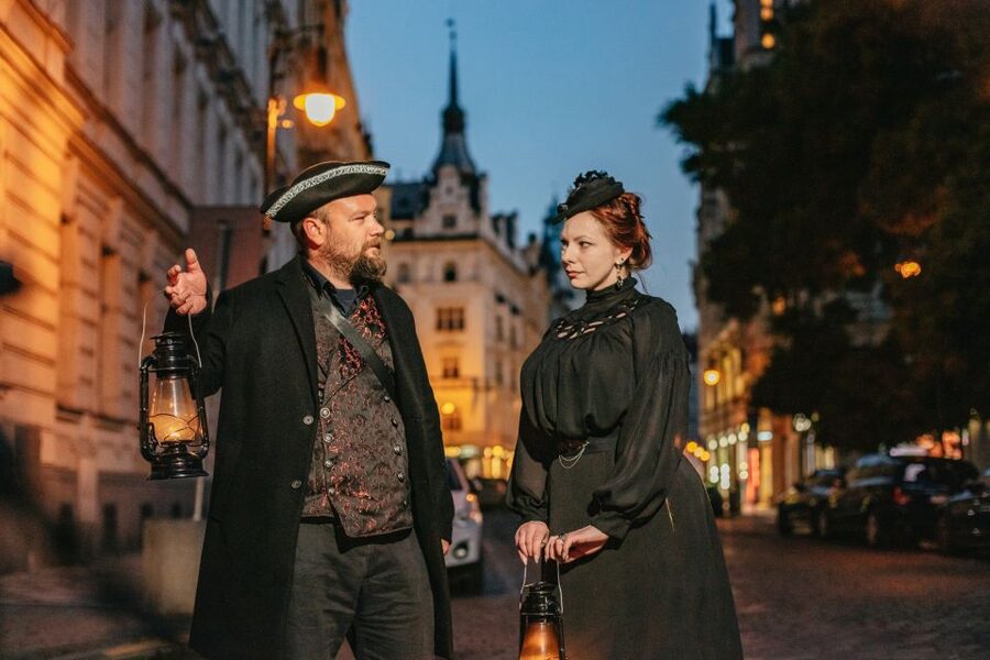 Prague: Ghosts and Legends Nighttime Guided Walking Tour - Old Town Square to the Church of Our Lady before Týn: setting the scene fast