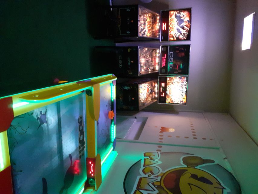 Prague: Glow Golf Mini Golf Game by UV Light - Entering UV Glow Golf, right by Old Town Square