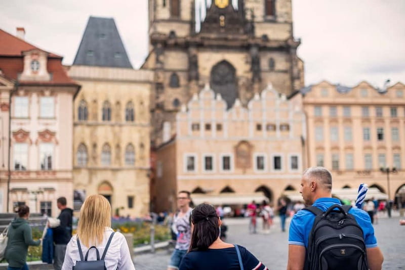 Prague Grand 2,5 hour + 2 hour exterior walking tour - Morning Circuit: Old Town Square, Charles Bridge, Prague Castle
