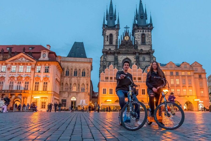 Prague: Grand Segway and eScooter Live Guided City Tour - Why Segway and e-scooters work so well in Prague
