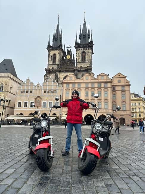 Prague: Guided Fat Tire e-Scooter Tour - Your guide and the small-group pace, with Stacey energy